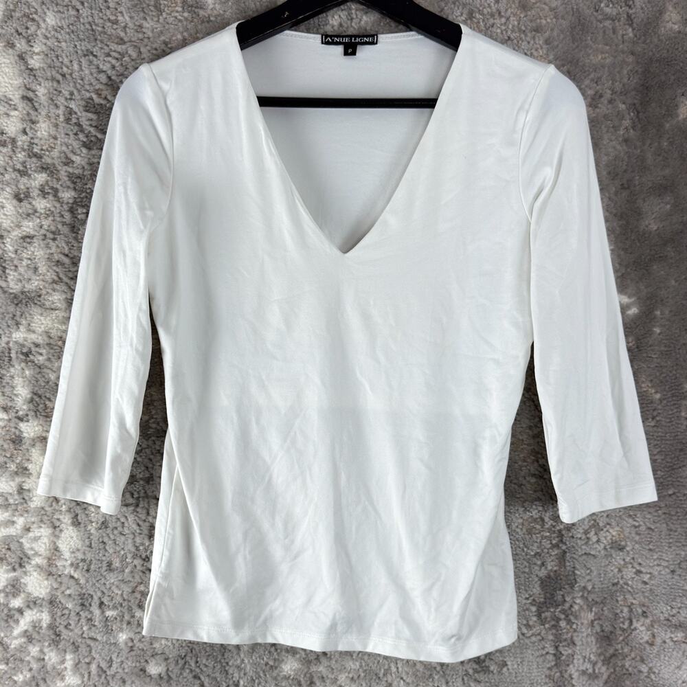 A'neu Ligne Petite Size P Minimalist V Neck Stretch Top White 3/4 Sleeve Shirt